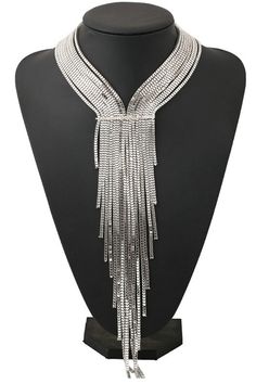 Drape yourself in the opulent allure of our Multilayer Fringe Heavy Metal Necklace. Cascading tiers of lavish fringe and intricate metalwork create a statement piece that exudes bold sophistication. This necklace is a fusion of edgy style and refined craftsmanship, adding a touch of drama to your ensemble. Elevate your look with the weighty elegance of this multilayered necklace, designed to capture attention and make a lasting impression. Bohemian Choker Necklace, Long Tassel Necklace, Big Necklace, Chain Fringe, Cheap Necklaces, Silver Necklace Statement, Chunky Jewelry, Fringe Necklace, Necklace Online