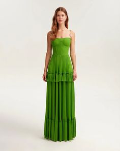 Green spaghetti strap pleated maxi dress, Garden of Eden ➤➤ Milla Dresses - USA, Worldwide delivery Bright Green Bridesmaid Dresses, Unique Formal Dress, Green Wedding Guest Dress, Funky Formal, Hoco Court, Forest Green Dress, Green Spaghetti, Gala Gowns, Winter Dance