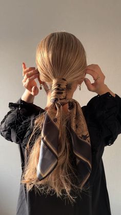 Braided Scarf, Hair Scarf Styles, Hair Scarf, Braided Hair, Aesthetic Hair, Hair Dos, Scarf Hairstyles, Hair Styling, Hair Day