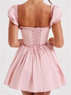 Material: Synthetic Fiber
Neckline: Square Collar
Sleeve Style: Regular
Style: Fairycore
Waist Type: Empire
Fabric Type: Polyester
Age: Middle Age
- Prom Dresses Boho, Elegant Summer Dresses, Mini Dress Floral, Ruffles Dress, Lace Trim Shorts, Women Y2k, Mini Sundress, Drawing Inspo, Dress Short Sleeve