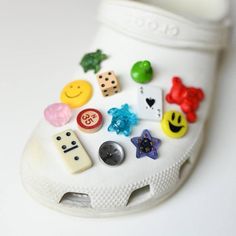 Shoe charm made using secondhand materials, fits standard crocs. Made with secondhand materials (the piece that attaches to the shoe is not secondhand). Crocs Jibbitz Pack, Croc Jibbitz Storage, Crocs Charms Music, Crocs Whit Charms, Crocs Lucky Charms, Womens Crocs Charm, Best Croc Accessories, Crock Pins Shoes, Crocs Jibits Amazon