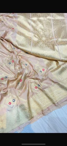 1.this is beautiful pure banarasi raw mango silk meena weave sari with running blouse piece 2.this sari is 5.5 mt length  3.this is a very elegant looking sari for all occasions like weddings and other formal events  4.fall n pico is complimentary  5.blouse can be made as per the requirements of the clients with proper measurements.stiching charges will be extra  6.plz check the availability of the sari before placing the order Festive Wedding Saree With Weaving Work, Elegant Traditional Wear With Weaving Work For Wedding, Elegant Traditional Wear For Wedding With Weaving Work, Elegant Saree With Weaving Work, Wedding Tussar Silk Traditional Wear With Weaving Work, Wedding Saree Blouse Piece With Weaving Work, Elegant Banarasi Silk Blouse Piece With Weaving Work, Elegant Paithani Silk Blouse Piece With Zari Weaving, Paithani Silk Traditional Wear For Wedding With Weaving Work