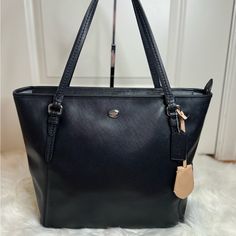 Peyton Leather Zip Top Tote In Excellent Used Condition. Leather Inside Zip, Cell Phone And Multifunction Pockets Zip-Top Closure, Fabric Lining Handles With 8 1/2" Drop Approx 13 1/4" (L) X 10 3/4" (H) X 6 1/4" (W) Bag Is In Excellent Condition. Some Staining Inside As Pictured, But Overall Excellent. Zip Top, Leather Tote Bag, Womens Tote Bags, Coach Bags, 4 H, Leather Tote, Size 13, Cell Phone, Handles