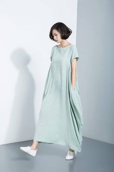 Long cotton dress, short sleeve dress, loose-fitting dress, asymmetrical designer dress, dress with Linen Dress Short, Cotton Dress Short, Cotton Short Dresses, Blue Linen Dress, Balloon Dress, Pakistani Fashion Casual, Dress Asymmetrical, Fashion Design Patterns, Long Linen Dress