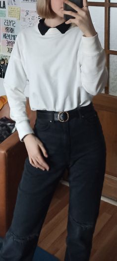 Black Collared Shirt Outfit Layered, Black And White Collared Shirt Outfit, Black Collared Shirt Outfit, Shirt Under Sweater Outfit, Knit Sweater Outfit Winter, Jeans Winter Outfit, Collared Shirt Outfits, Drip Ideas, Revenge Dress