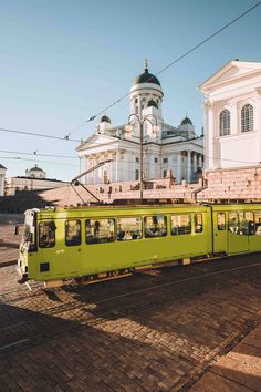 Green vintage tram in front of the Helsinki Cathedral. Helsinki Summer Aesthetic, Finland Aesthetic Summer, Helsinki Summer, Norway Photography, Wealth Lifestyle, Finnish Fashion