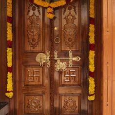 Traditional Double Door, Main Door Design Ideas, Indian Main Door Designs, Wooden Double Doors, Door Design Ideas