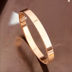 Bangle Stainless Steel Rose Gold Color. Women’s Accessories, Women Jewelry, Women’s Fashion Elegant Rose Gold Bracelets For Spring, Jewelry Women, Rose Gold Color, Womens Jewelry Bracelets, Gold Color, Jewelry Bracelets, Bangles, Womens Sizes, Rose Gold