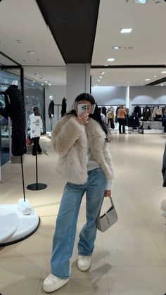 Nyc Fits, Fur Coat Fashion, Winter Outfit Inspiration, Cute Simple Outfits, Winter Fashion Outfits, Street Style Outfit, Fall Winter Outfits