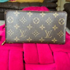 Reposhing This Item I Purchased From @M_chele41170. Loved It, But Ready To Rotate For Something New. Questions? Leave A Comment Below! Louis Vuitton Brown, Lv Wallet, Louis Vuitton Bags, Something New, Louis Vuitton Bag, Dust Bag, Bag Lady, Louis Vuitton, Size 7