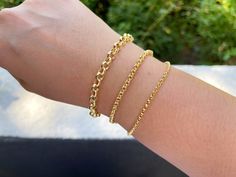 A sturdy belcher rolo chain bracelet, perfect for layering. I like to wear them stacked but you can also wear one at a time.  Made of gold-filled or sterling silver.  Available in 3 sizes: Small - 2.3 mm Medium - 3.5mm Large -  6 mm Please write your wrist size under the Notes to Seller box, otherwise, we will send the standard 7 inches.  Hadmade in California Chain Bracelet Silver, Rancho Cucamonga, Silver Chain Style, Silver Chain Bracelet, Rolo Chain, Bracelet Silver, Diamond Bracelets, Chain Link Bracelet, Initial Necklace