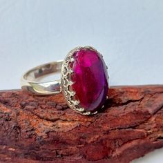 Purple Labradorite Rings, 925 Sterling Silver Rings, Stackable Chunky Rings, Statement Rings, Handmade Personalized Jewelry, Gifts For Her, Dainty rings for women, Mother's Day gifts, Dainty Silver Rings, Boho Silver Rings, Sterling silver rings, Handmade jewelry, bridesmaid gifts, Gemstone Pendant, Valentine Gift For Her, Gift For Mom, Boho Necklace, Handmade Jewelry ♥Gemstone: Natural Labradorite Cabochon ♥♥Gemstone SHAPE: - Oval/Round SKU:- 062 MATERIAL:- 925 Solid Sterling Silver Hand Polish Silver Rings Chunky, Labradorite Rings, Rings Chunky, Rings Dainty, Rings Boho, Dainty Rings, Rings Gemstone, Rings Handmade, Zierlicher Ring