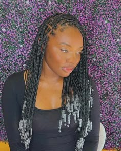 30 Box Braids, Box Braids Beads, Style Your Box Braids, Box Braids With Beads, Layered Braids, Beaded Braids, Braids Fulani, Fav Hairstyles, Colored Box Braids