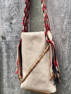 Upcycled beige bucket with vintage upcycled leather base. Colorful authentic Wayuu shoulder strap from Columbia & large antler button accent. Fully lined with pocket. Antler Buttons, Upcycled Leather, Upcycled Vintage, Purses And Handbags, Bucket Bag, Columbia, Shoulder Bags, Shoulder Strap, Shoulder Bag