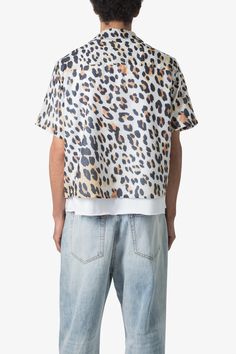 the Leopard S/S Shirt is made from a lightweight cotton fabric. The relaxed-fit shirt features a button placket, all-over print leopard print and is finished with a pocket on the chest. details relaxed, cropped fit 100% cotton model is 6’0, 140 lbs and wears a size medium final sale items are not eligible for return, exchange or credit without exception. M65 Jacket, 140 Lbs, The Leopard, Denim Patchwork, Denim Flares, Windbreaker Jacket, Button Placket, Short Tops, Black Denim