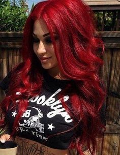 Permanent Red Hair Dye, Short Auburn Hair, Auburn Blonde Hair, Straight Red Hair, Woman With Red Hair, Red Blonde Hair, Short Red Hair, Dyed Red Hair, Bright Red Hair