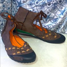 Unbranded* Open Above Ankle Sneakers >>Size 40 (9)<< Color: Brown / Black Rubber Toe Reinforcement/ Orange Smooth Insoles *Nwot Condition Tie Brown Closure>> Maybe Winter ‘Boots’ In Florida ??! Lol *No Stains, Rips, Or Holes Brown Hiking Sneakers With Removable Insole, Brown Low-top Hiking Boots With Rubber Sole, Brown Lace-up Running Shoes With Branded Insole, Brown Lace-up Sneakers With Reinforced Toe, Customizing Shoes, Brown Lace-up Boots With Ortholite Insole, Ankle Sneakers, Shoes Ideas, Owl Wall