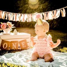 Bday Pics, Smash Cake Girl, 1st Birthday Pictures, First Birthday Pictures, 1st Birthday Girl, 1st Birthday Photos