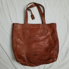 Frye Artisan Pocket Tote Bag Purse Leather 2 Pocket Brown Leather Has Some Light Aging No Major Flaws Rare Bag Hard To Find This Style Artisan Leather Hobo Bag For Daily Use, Artisan Leather Shoulder Bag For Everyday, Artisan Leather Tote Bag, Artisan Everyday Hobo Shoulder Bag, Artisan Leather Hobo Bag For Everyday Use, Artisan Style Everyday Hobo Shoulder Bag, Artisan Leather Hobo Bag For Travel, Artisan Soft Leather Shoulder Bag For Everyday, Artisan Leather Satchel For Everyday