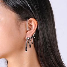 This Metallic Metal Melty, Drippy, Oozy, Artist, Industrial, Left Ear Ear-Cuff Is A Wonderful Addition To Your Wardrobe And Your Style! This Unique Piece Is Sure To Get Lots Of Compliments! Earcuff Is One Size Fits Most. Top Of Ear Cuff Is Piece-Less And Rests On Top Of Ear, Bottom Of Ear Cuff Requires A Standard Lobe Piercing! Gsumph50600j104 Drip Style, Skull Fire, Boho Drop Earrings, Lobe Piercing, Tassel Drop Earrings, Heart Drop Earrings, Pink Stars, Flower Earrings Studs, Heart Studs