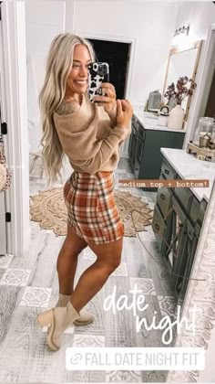 outfits plaid Women’s Fall Skirt Outfits, Working In A Salon Outfit, Fall Cute Outfits Dressy, Winter Outfits Womens, Fall Realtor Outfits, Fall Skirts 2023, Cute January Outfits, Summer Outfits Trendy 2024, Fall Outfits 2023 Skirt