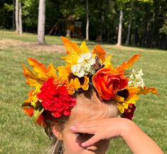 Headband Mixed Floral Head Piece Adjustable, Boho Wedding Hair Wreath, Flower Girl Crown, Bridesmaid Hair Accessory, Bachelorette Party  Head circumference: one size fits all (adjustable) / fits adults and older children This cute mixed-flower headband inspired by the summery color palette, features flowers in lovely tones of rose, pink, blue, and others. It is a perfect addition to the Renaissance festival, wedding, or bridal shower. This hair crown is more beautiful than the pictures. Thanks to the use of artificial flowers, the crown is durable. It is absolutely beautiful and very realistic. NOTES: * Modeled on a 4-year-old girl. * If you have any questions before purchasing, please ask. Boho wedding headpiece, bridal flower crown, bridesmaid headpiece, floral hair wreath, handmade hair Realistic Notes, Fall Wedding Hair, Festival Crown, Floral Hair Wreath, Bridesmaid Headpiece, Fall Wedding Hairstyles, Wedding Hair Wreath, Wreath Flower, Leaves Headband