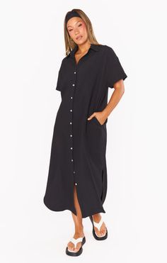 Beach vacay babe in this black button down dress. Wear it closed or open and flowy! Pockets, a collar, and side slits elevate this beyond your typical coverup. Bell Bottoms And Sweater, Black Button Down Dress, Kimono Crop Top, Maternity Bridesmaid Dresses, Bridesmaid Colors, Beach Vacay, Plus Size Bridesmaid, Plus Size Swim, Shoes For Leggings