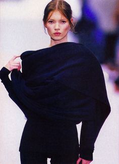 Kate Moss Runway, Kate Moss 90s, Moss Fashion, Kate Moss Style, Queen Kate, 90s Supermodels, 90s Models