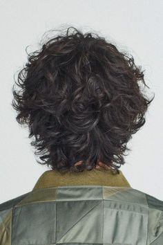 Curly Medium Hair Men, Male Haircuts Wavy, Wavy Hair Men Medium, Short Shaggy Haircuts Men, Short Wavy Hairstyles Men, Wavy Hairstyles Men Medium, Wavy Long Hair Men, Male Hairstyles Long, Male Wavy Hair