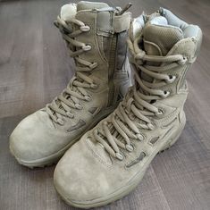 Reebok Military Combat Boots Green With Side Zipper. Barely Used, No Rips Or Stains, Lots Of Meat On The Sole. Does Not Come With The Box. Questions? Leave A Comment Below! Military Combat Boots, Shoes Reebok, Military Combat, Tactical Boots, Reebok Shoes, Womens Reebok, Moto Boots, Side Zipper, Combat Boots