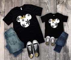 Disney Snowflake Christmas - Disney Family Shirts - Disney Group Shirts - Very Merry Christmas Shirt Disney Group Shirts, Disney Christmas Outfits, Castle Christmas, Custom Disney Shirts, Disney Family Shirts, Disneyland Christmas, Disney Christmas Shirts, Matching Christmas Shirts, Mickey Christmas