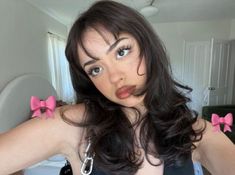 nailea devora Pretty Makeup Looks, Quince Ideas, Smink Inspiration, Irina Shayk, Natalie Portman, Cute Makeup, Aesthetic Hair