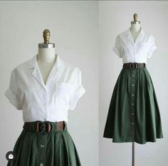 Button Down Skirt Outfits, Leather Belt Outfit, Wide Belt Outfit, Hozier Outfit, Green Blouse Outfit, Vintage Reseller, Green Vintage Dress, 40s Mode, Gaun Abad Pertengahan