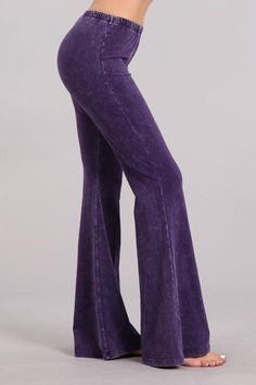 boho flare pants Purple Bell Bottoms, Luanna Perez, Patchwork Skirt, Lightweight Pants, Violet Purple, Bell Bottom Pants, Hippie Outfits, Bell Bottom, Wide Brimmed Hats