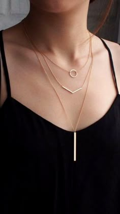 Women's Neckwear, Latest Necklace Design, Fancy Jewelry Necklace, Modern Gold Jewelry, Pretty Jewelry Necklaces, Women's Necklace, Fancy Jewellery Designs, 2023 Christmas, Necklace Design