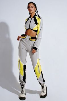 Sports Wear Fashion, Techwear Fashion, Cyberpunk Style, Pantone Color, Sport Wear, Apparel Design, Dance Outfits