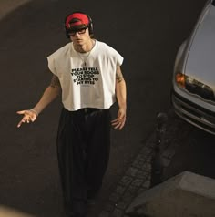 Red Cap Outfit, Crop Top Men, Mens Crop Top, Street Style Outfits Men, Mens Fashion Casual Outfits, Cool Outfits For Men