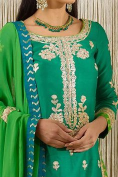 Shop for Shyam Narayan Prasad Green Chanderi Embroidered Kurta Lehenga Set for Women Online at Aza Fashions Wedding Mehendi, Kurta Lehenga, Embroidered Motifs, Gota Work, Embroidered Lehenga, Embroidered Dupatta, Floral Motifs, Teal Green, Set For Women