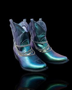 🪩 Custom Disco Cowboy Boots - Hand Painted Chameleon Chrome Color Changing | One-of-a-Kind, Embellished with Silver Chain 🪩 Step into the spotlight with our custom disco cowboy boots, designed to turn heads and steal the show! Each pair is a unique work of art, meticulously hand-painted with a stunning chrome color that changes hues from vibrant blue, to cool green, and a hint of purple. These boots are the perfect blend of retro disco flair and classic cowboy style. 💫Features: Hand Painted: Western Summer Boots With Round Toe, Party Western Moto Boots With Snip Toe, Western Snip Toe Moto Boots For Party, Western Style Snip Toe Moto Boots For Party, Bohemian Moto Boots With Round Toe For Festival, Chrome Cowgirl, Summer Rodeo Boots With Snip Toe, Western Boots For Summer Country Events, Bohemian Pointed Toe Boots For Festivals