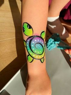 Under The Sea Face Painting Easy, Sea Turtle Face Paint, Baseball Face Painting Ideas, Face Painting Turtle, Starfish Face Paint, Lilo And Stitch Face Painting, Ocean Face Painting