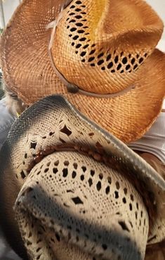 Cowboy Hat Aesthetic, Summertime Madness, Michigan Summer, Hat Aesthetic, Boho Cowgirl, Cowgirl Aesthetic, Western Aesthetic, Cowgirl Chic, Ranch Life