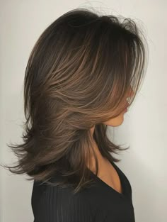 Lob Haircut Layers, Hair Cuts Ideas Shoulder Length, Mom Cut Fine Hair, Lob Layered Haircut, Mid Length Hairstyles For Fine Hair, Long Layers Shoulder Length Hair, Best Hair Cuts For Fine Hair, Long Bob Thick Hair, Lob Hairstyle With Bangs