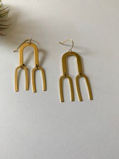 Arch Earrings/ Geometric Earrings/ Statement Earrings/ Lightweight Earrings Everyday Gold Brass Plug Earrings, Everyday Bronze Brass Earrings, Minimalist Brass Earrings With Ear Wire, Everyday Brass Plug Earrings, Modern Gold Brass Chandelier Earrings, Modern Brass Earrings With Ear Wire, Matte Gold Brass Dangle Earrings, Nickel-free Gold Chandelier Earrings In Brass, Matte Gold Brass Drop Earrings