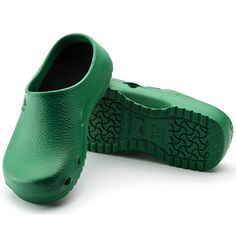 Non-slip Synthetic Clogs, Slip-on Workwear Clogs With Protective Feet, Functional Slip-resistant Closed Toe Clogs, Functional Non-slip Ergonomic Clogs, Functional Waterproof Closed Toe Clogs, Functional Ergonomic Non-slip Clogs, Waterproof Green Synthetic Clogs, Green Waterproof Synthetic Clogs, Functional Non-slip Round Toe Clogs