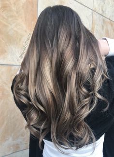 Smoky Mocca with Guy Tang #mydentity hair colours and Olaplex. Grey Balayage, Blonde Layered Hair, Ash Brown Hair, Guy Tang, Balayage Blonde, Caramel Hair, Ombré Hair, Super Hair, Balayage Hair Blonde