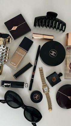 Luxury Makeup Products Aesthetic, Best Luxury Makeup Products, Luxury Wishlist Ideas, Fancy Makeup Products, Girly Items Products, Makeup Items Aesthetic, Luxury Makeup Aesthetic, Girly Essentials, Good Girl Perfume