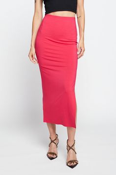 Sharp tailoring makes the Alegra Skirt a valuable styling piece for dressing from in-office to after hours. The strucured pencil skirt frame is elevated with a wraped front that comes to a sleek tie closure along the hip. After Hours, Pencil Skirt, Pencil, Sleek, Skirt, Frame