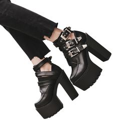 Take the plunge into the darker side of fashion with these gothic-inspired black pu leather & rubber women's buckles ankle strap high heels. perfect for adding a bit of edge to any outfit, these shoes will make you stand out from the crowd! High Heal Boots, Goth Pikes, Diy Rave Outfits, Heal Boots, Gothic Shoes Boots, Boots Shoes Women, High Heels Ankle Boots, Woman Boots, Heels Comfortable