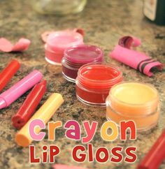 Here's a simple and FUN project for tweens - make homemade lip gloss from crayons! Crayon Lip Gloss, How To Make Makeup, Winter Lip Color, Diy Dry Shampoo, Lip Gloss Homemade, Crayon Lipstick, Glossier Lip Gloss