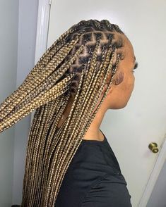 Small Box Braids Hairstyles, Triangle Braids, Trendy We Fryzurach, Twisted Hair, Long Box Braids, Box Braids Hairstyles For Black Women